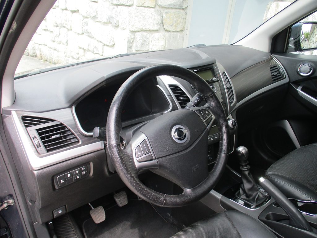 KGM-SSANGYONG Korando 2.0 e-XDi Sapphire e3-LowE 4WD, Diesel, Second hand / Used, Manual - 4