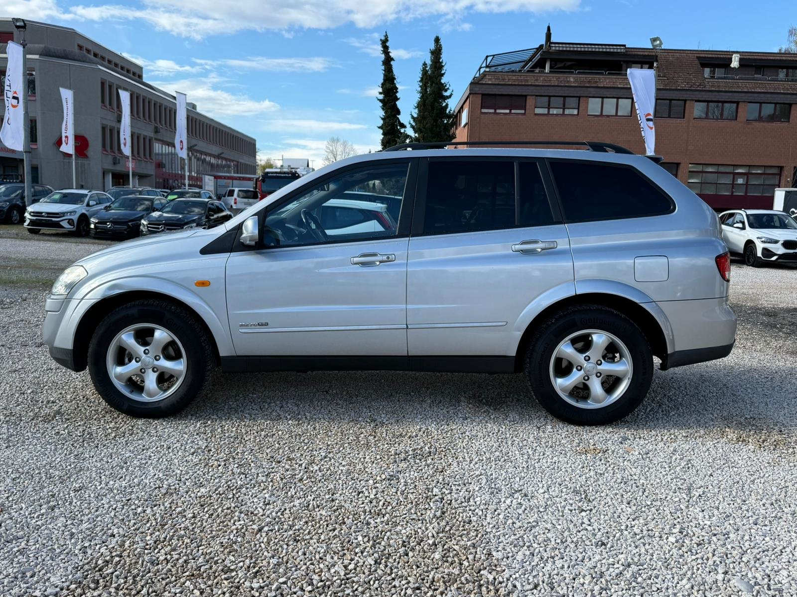 KGM-SSANGYONG Kyron 270 Xdi 4WD Comfort Automatic, Diesel, Occasion / Gebraucht, Automatik - 7