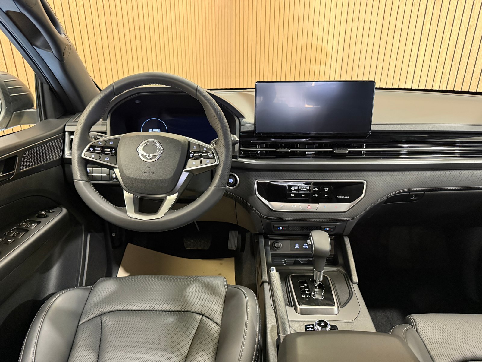 KGM-SSANGYONG Grand Musso 2.2 Blackline 4WD A, Diesel, Voiture nouvelle, Automatique - 7