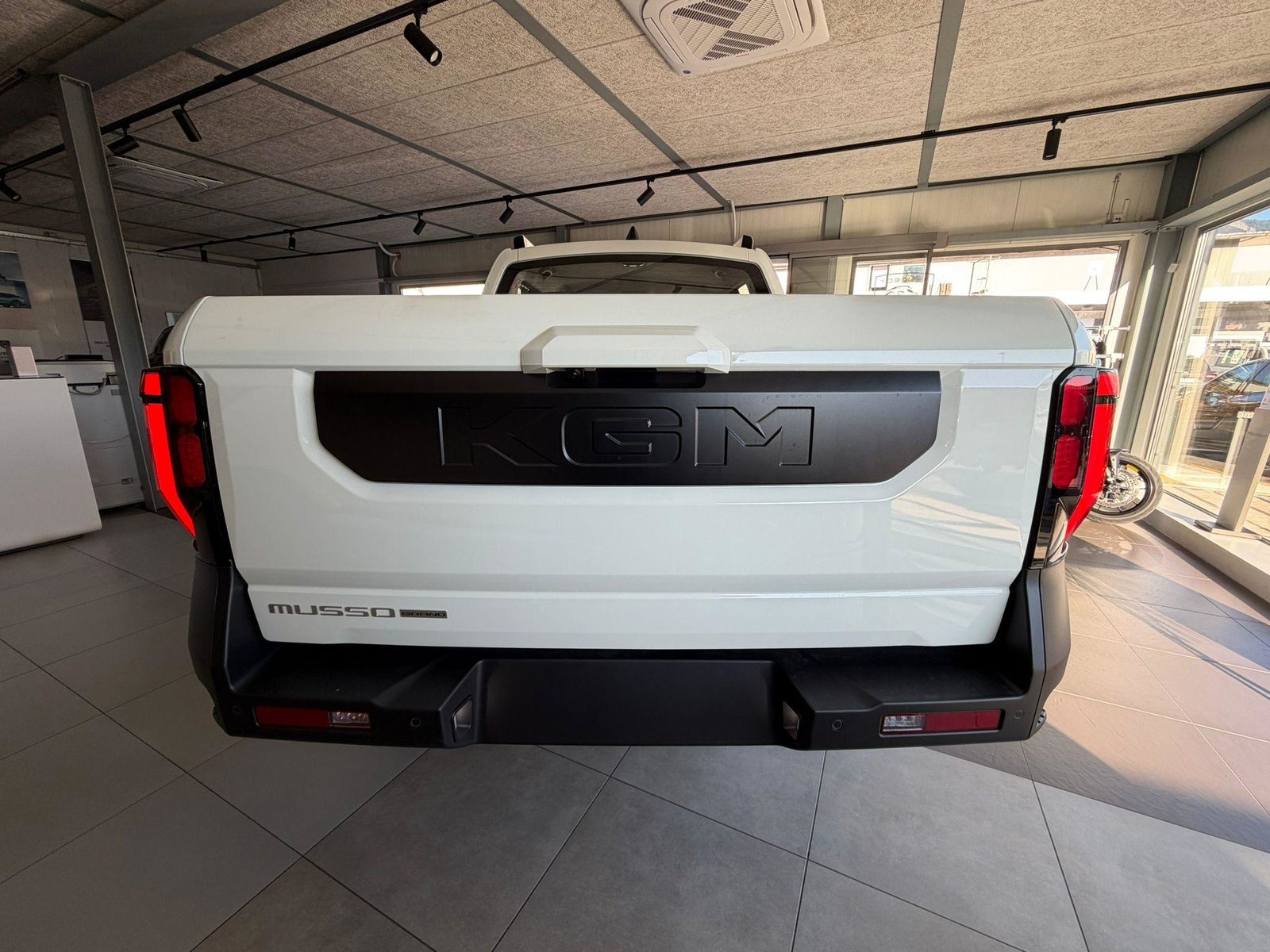 KGM-SSANGYONG Grand Musso 2.2 e-XDI Titanium, Diesel, Neuwagen, Automatik - 3