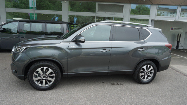 KGM-SSANGYONG Rexton 2.2 Titanium 4WD, Ex-demonstrator, Automatic - 2