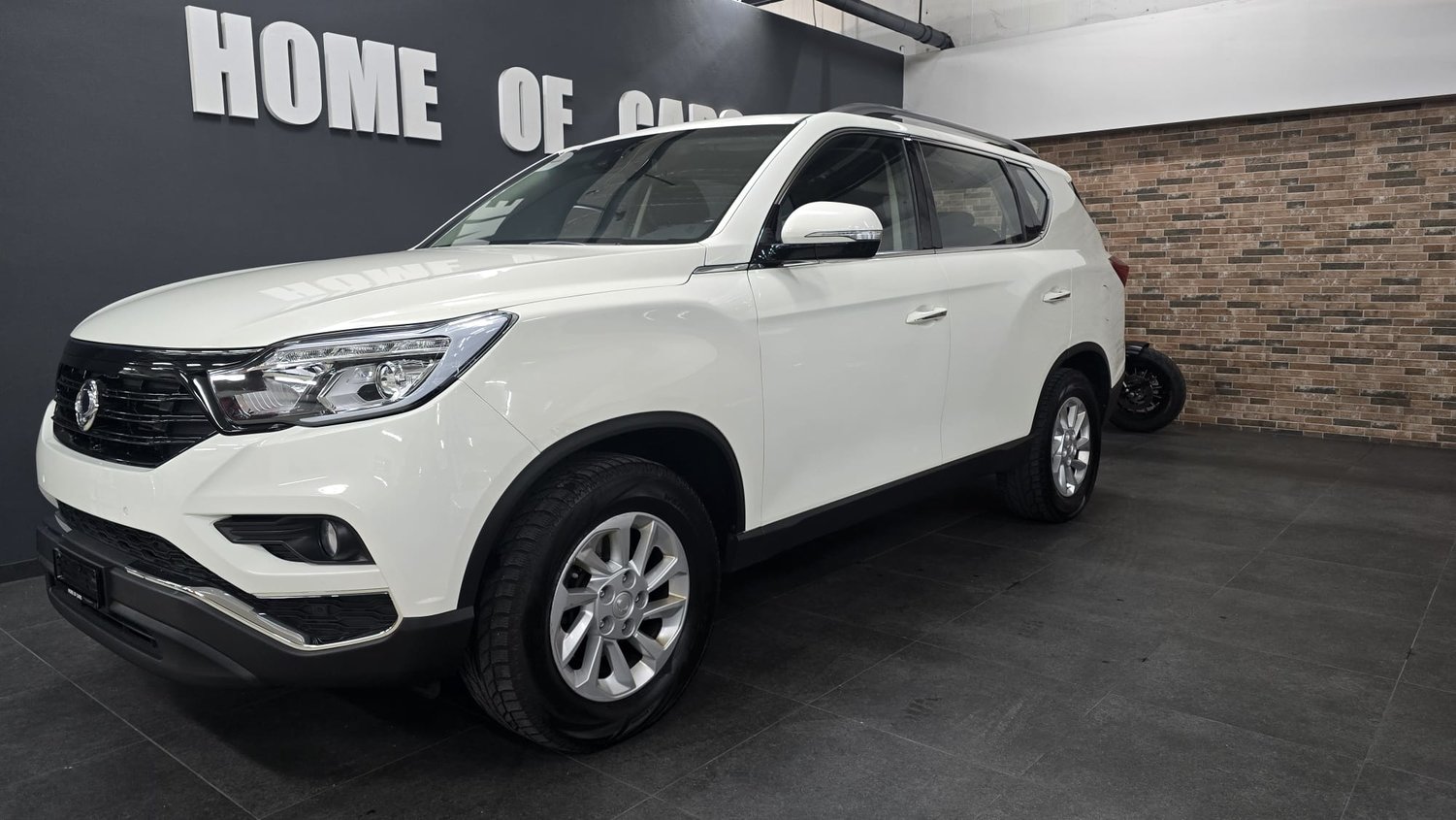 KGM-SSANGYONG Rexton RX220 e-XDi Crystal 4WD, Diesel, Occasion / Gebraucht, Automatik - 4