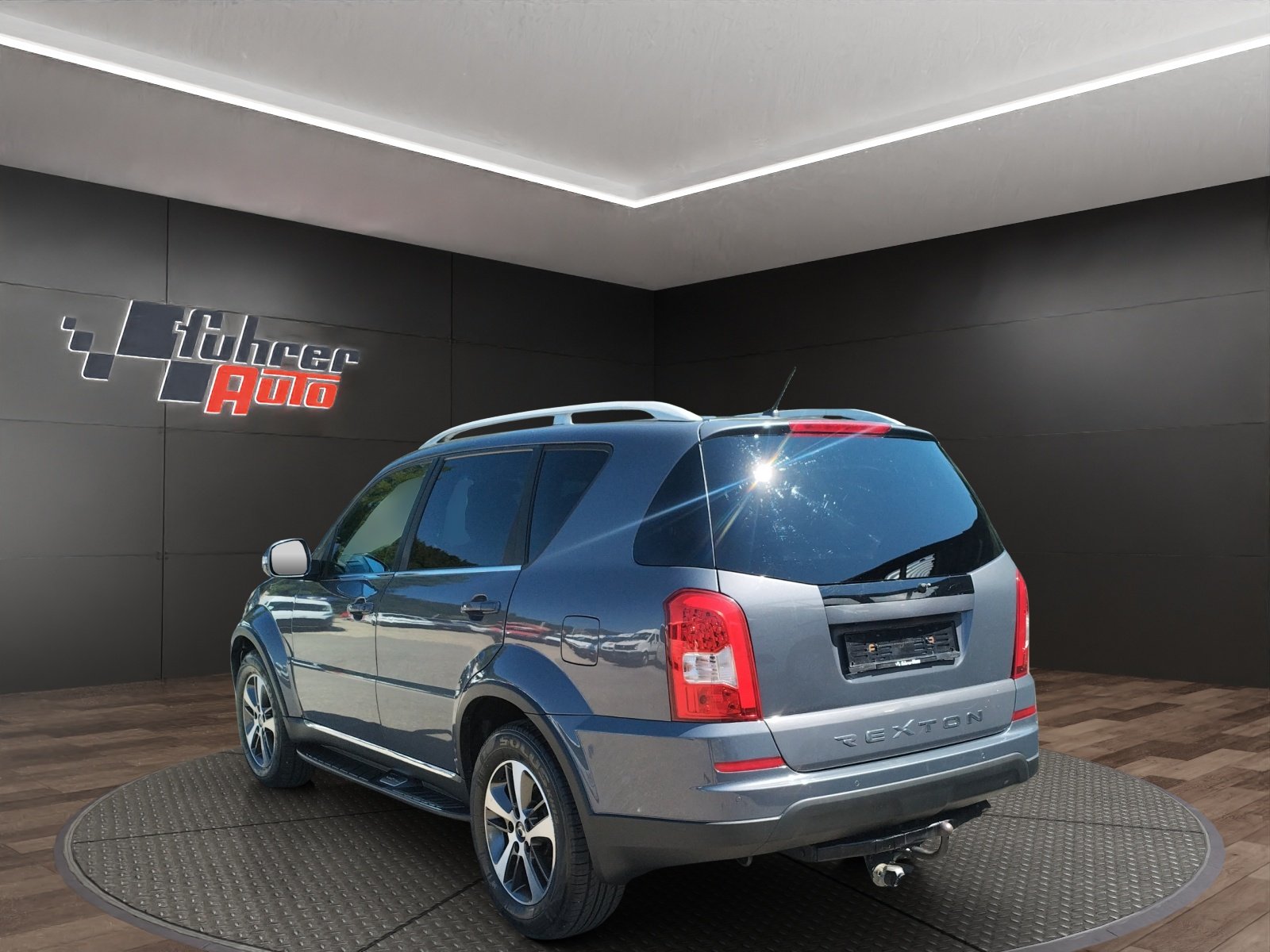 KGM-SSANGYONG Rexton W RX 220 e-XDi Executive, Diesel, Occasion / Gebraucht, Automatik - 5