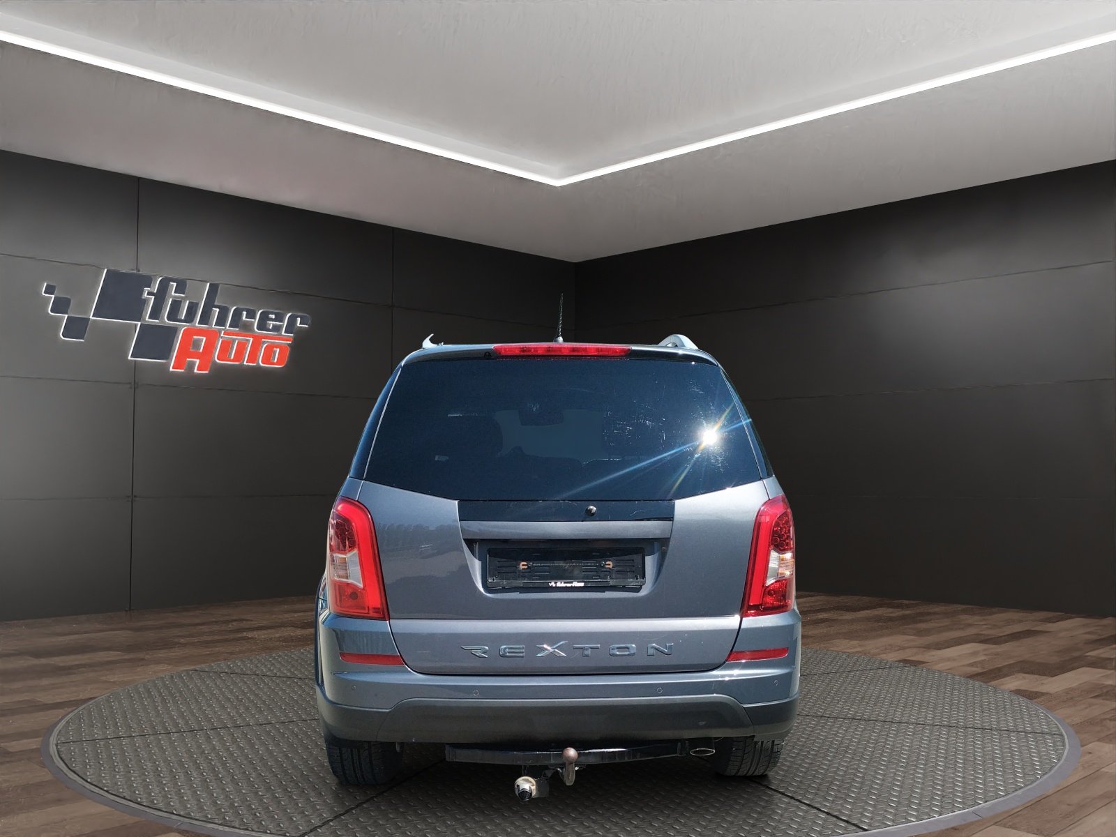 KGM-SSANGYONG Rexton W RX 220 e-XDi Executive, Diesel, Occasion / Gebraucht, Automatik - 6