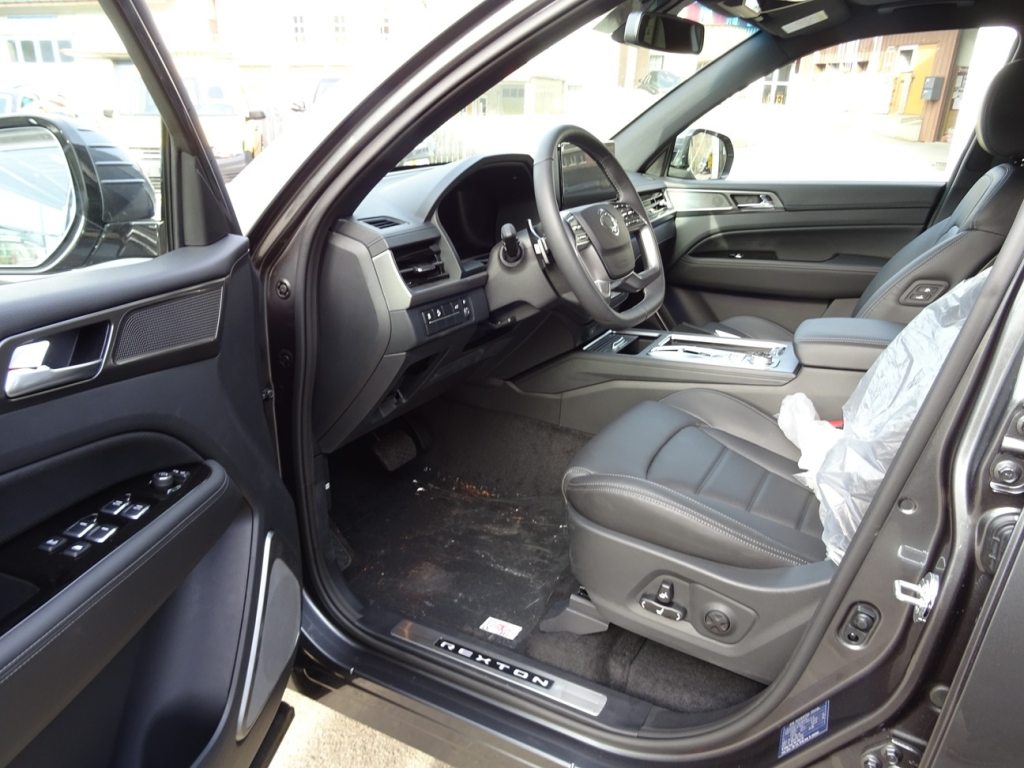 KGM-SSANGYONG REXTON RX 2.2 TD Titanium, Diesel, Vorführwagen, Automatik - 7