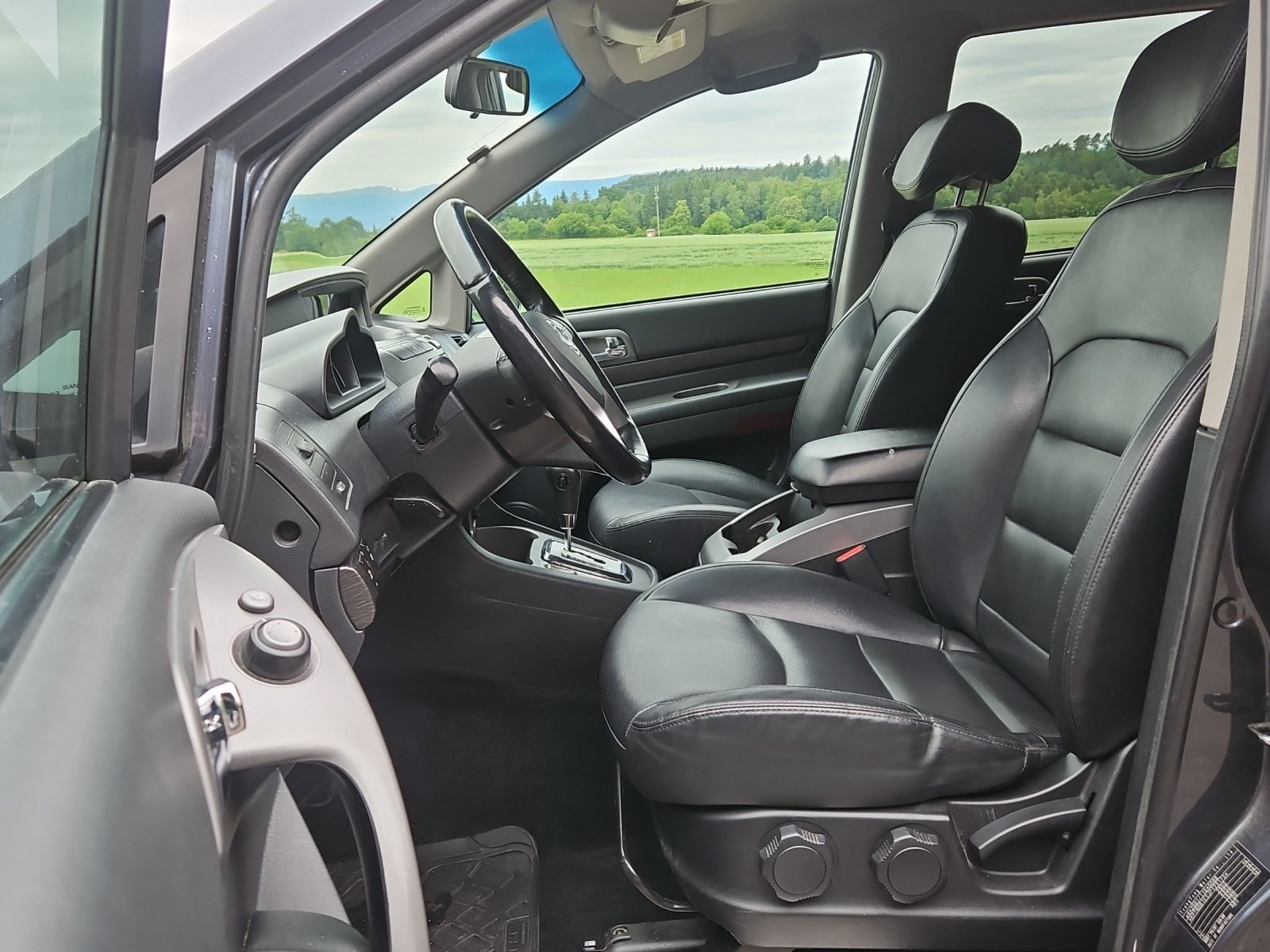 KGM-SSANGYONG Rodius SV 220 e-XDi 4WD Turismo, Diesel, Occasioni / Usate, Automatico - 7