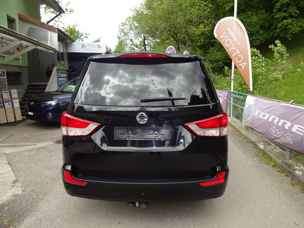 KGM-SSANGYONG RODIUS SV 200 e-XDi 4WD Sapphire, Diesel, Second hand / Used, Automatic - 4