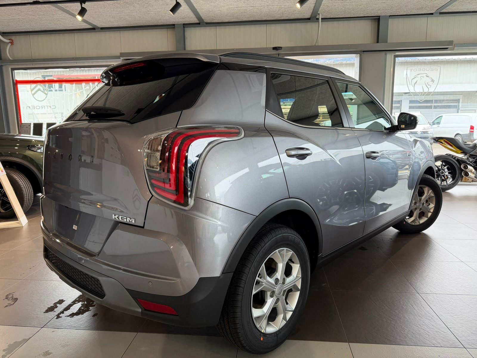 KGM-SSANGYONG Tivoli 1.5 T-Gdi Steel 4WD, Benzin, Neuwagen, Automatik - 6
