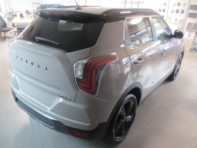 KGM-SSANGYONG Tivoli 1.5 T-Gdi Platinum, Petrol, Second hand / Used, Automatic - 4