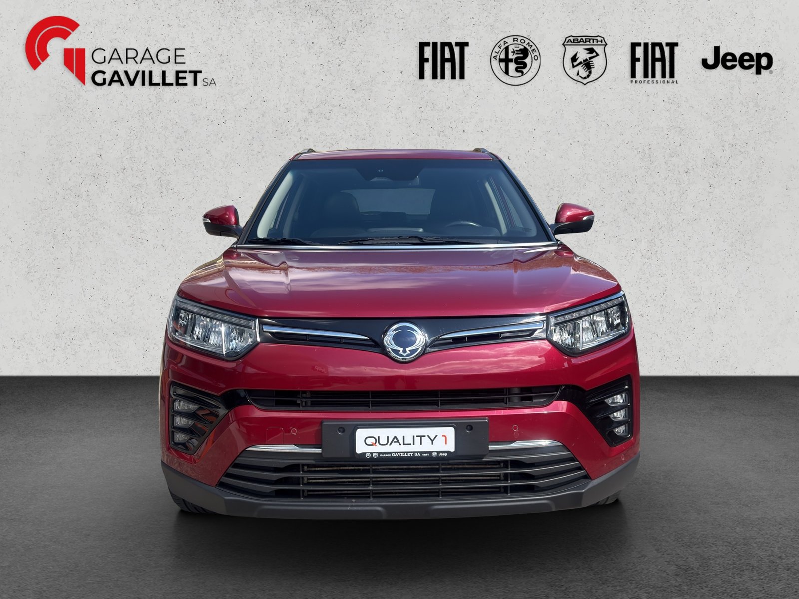 KGM-SSANGYONG Tivoli 1.5 T-Gdi Sapphire, Benzin, Occasion / Gebraucht, Automatik - 2