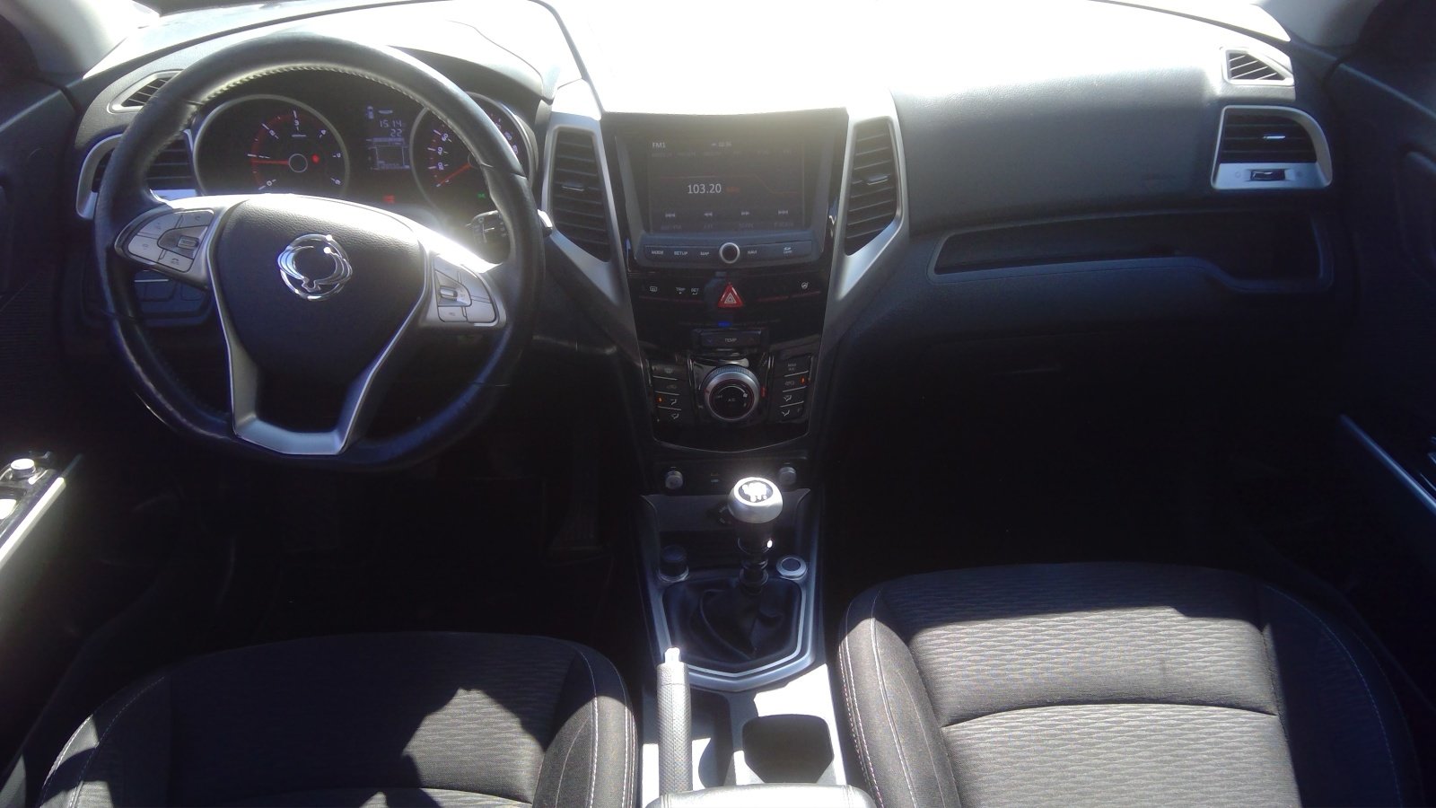 KGM-SSANGYONG Tivoli 1.6 eXDi Cityscape 4WD, Diesel, Second hand / Used, Manual - 4