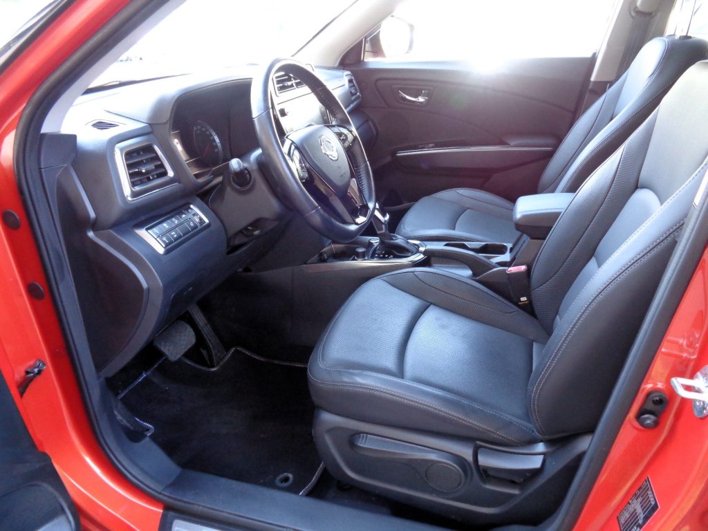 KGM-SSANGYONG TIVOLI 1.5 T GDI Onyx, Benzin, Occasion / Gebraucht, Automatik - 2