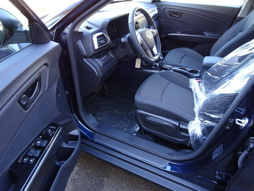 KGM-SSANGYONG TIVOLI 1.5 T-Gdi Bronze 4WD, Benzin, Vorführwagen, Automatik - 6