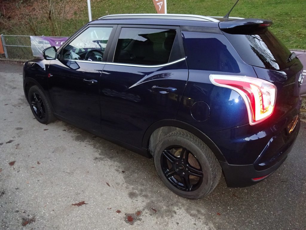 KGM-SSANGYONG Tivoli 1.6 e-XGi Sapphire 4WD, Essence, Occasion / Utilisé, Automatique - 3