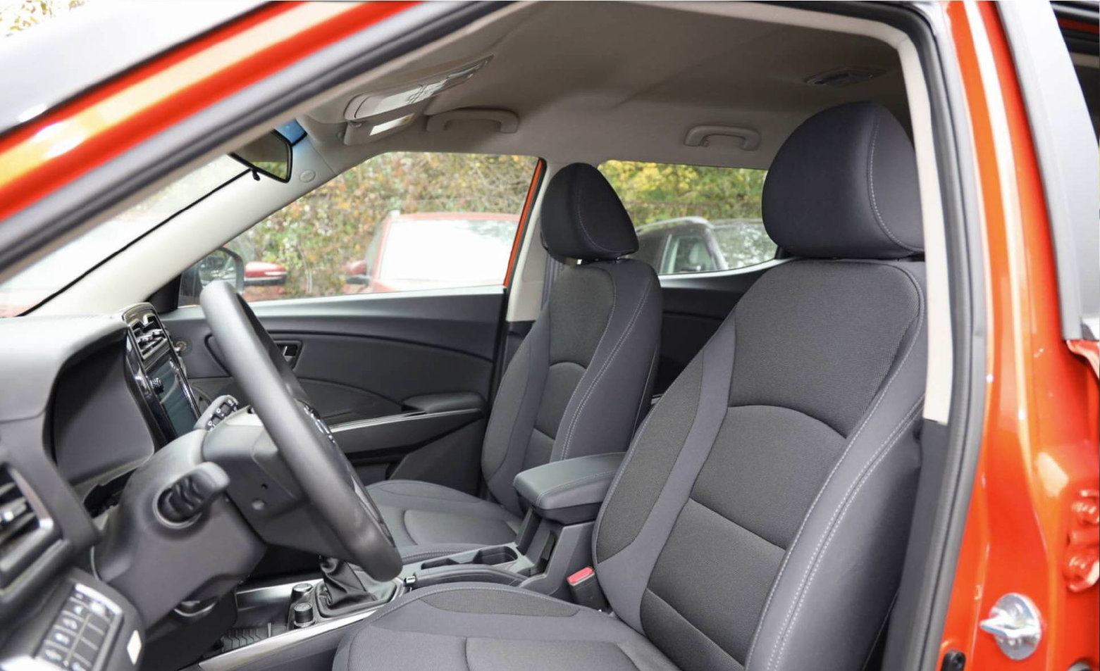 KGM-SSANGYONG Tivoli 1.5 T-Gdi Amber 4WD, Essence, Occasion / Utilisé, Manuelle - 5