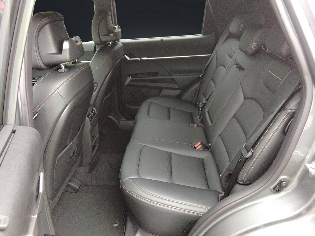KGM-SSANGYONG Torres Titanium HEV 1.5T-GDi 2WD AT Hybrid, Hybride Intégral Essence/Électricité, Voiture nouvelle, Automatique - 6