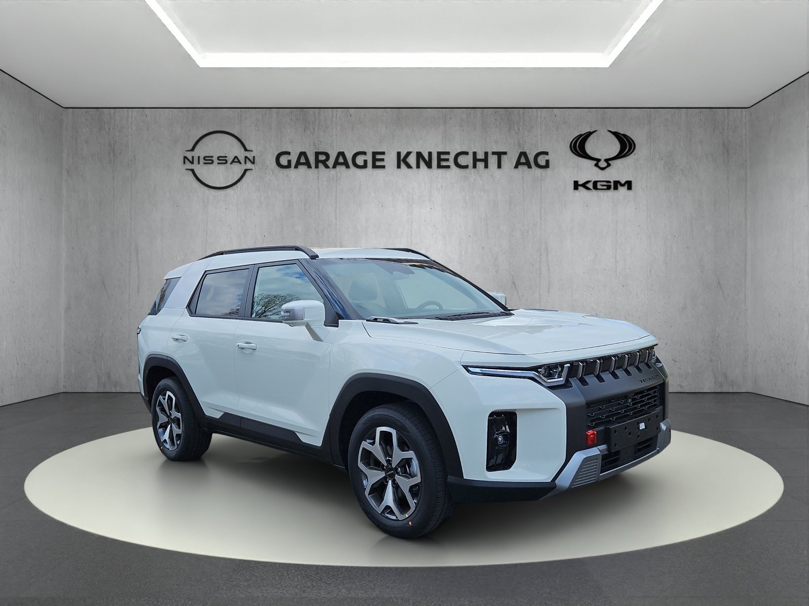 KGM-SSANGYONG Torres 1.5 T-Gdi Platinum 4WD PGD 360°, Benzin, Neuwagen, Automatik - 2