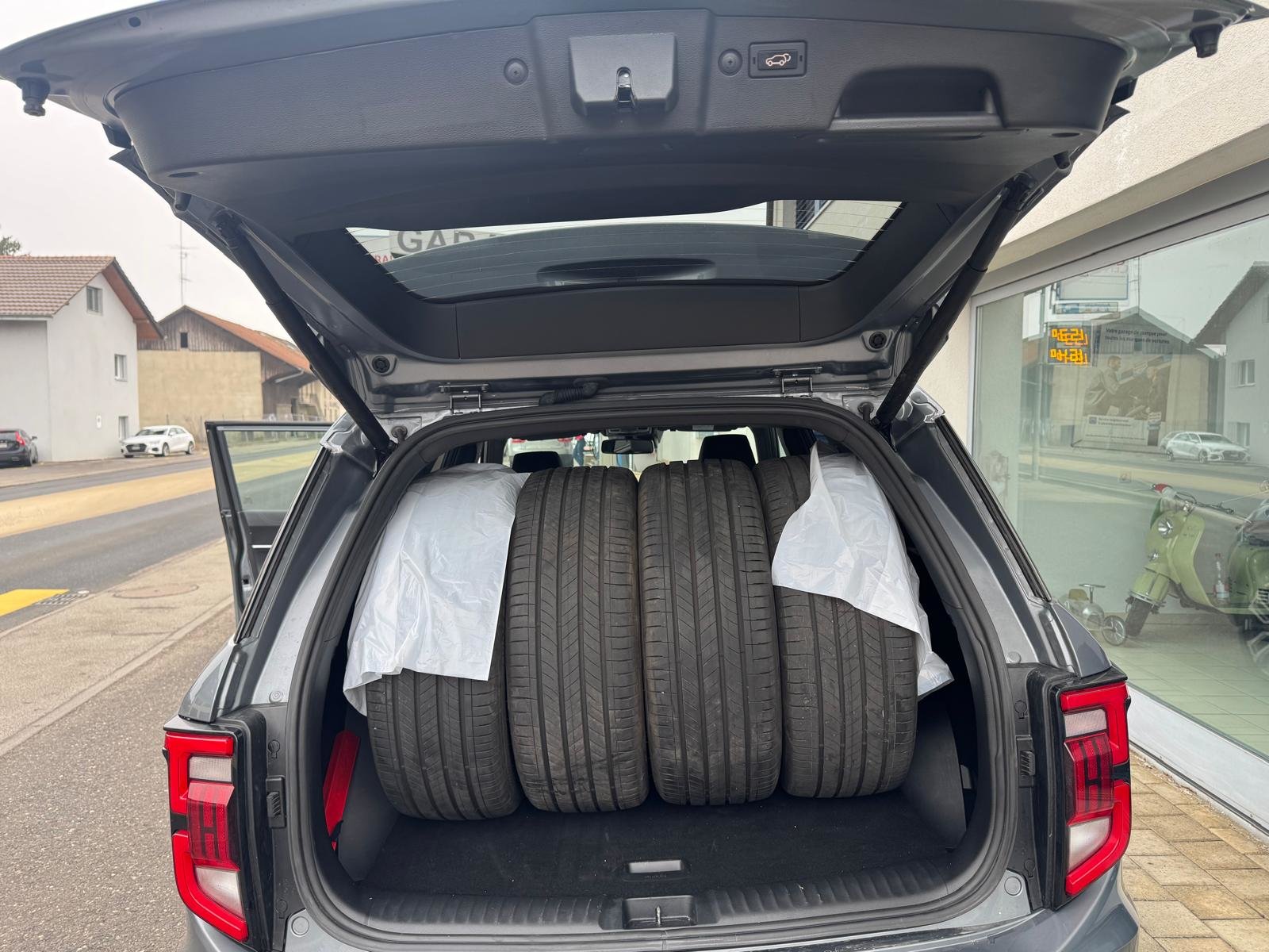 KGM-SSANGYONG Torres 1.5 TGDI Quartz 4WD AT, Benzin, Occasion / Gebraucht, Automatik - 7