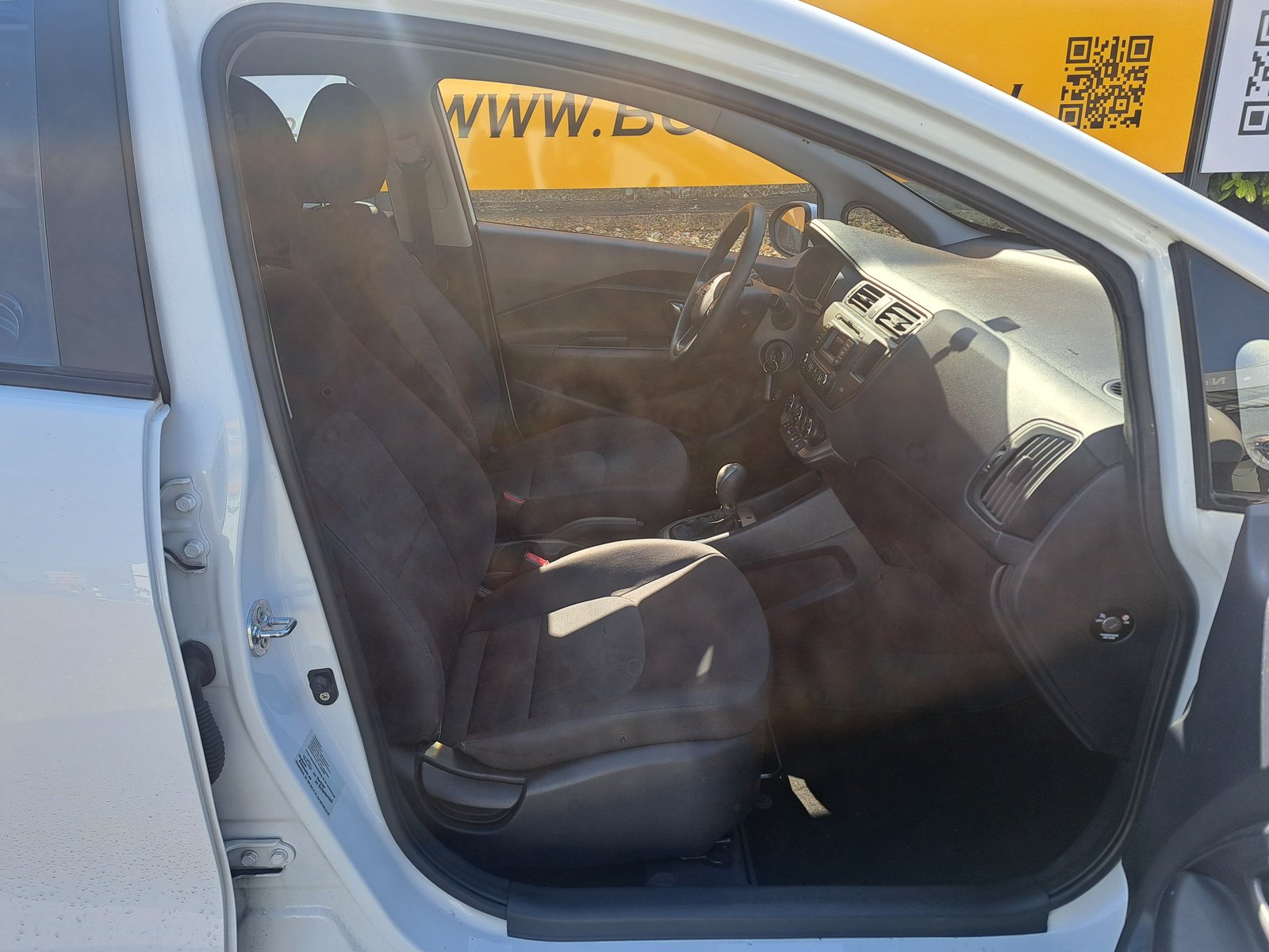 KIA 1.4 CVVT Style Automatic, Benzin, Occasion / Gebraucht, Automatik - 4