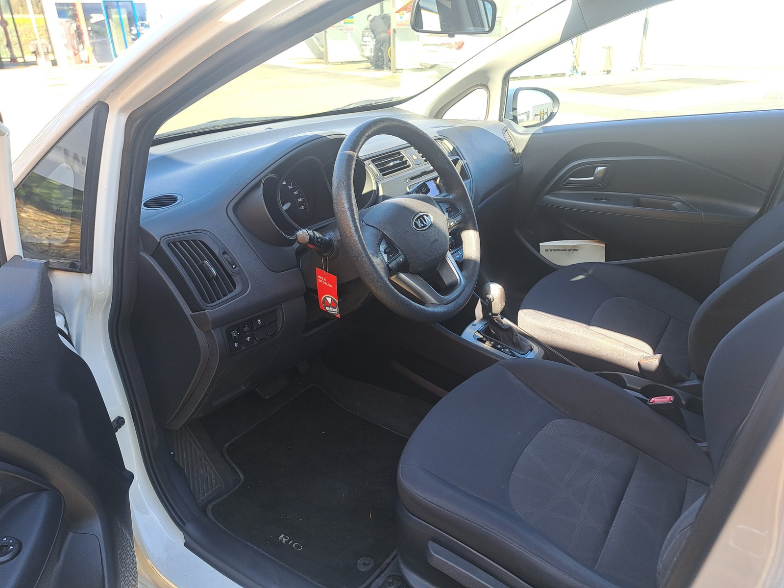 KIA 1.4 CVVT Style Automatic, Benzin, Occasion / Gebraucht, Automatik - 5