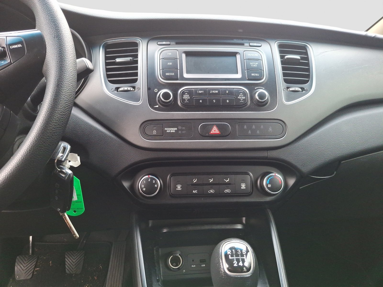 KIA Carens 1.6 GDI Classic, Essence, Occasion / Utilisé, Manuelle - 7