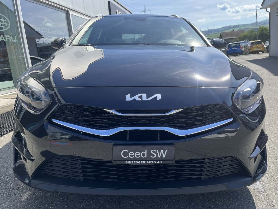 KIA Ceed SW 1.5 T-GDi Power +