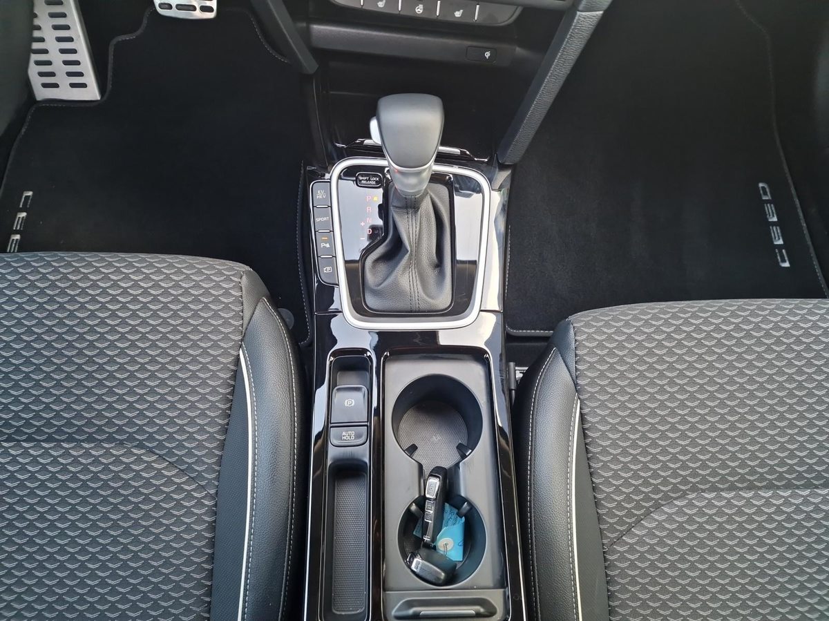 KIA Ceed SW 1.6 GDi Plug-in Hybrid Style, Plug-in-Hybrid Benzin/Elektro, Occasion / Gebraucht, Automat - 7