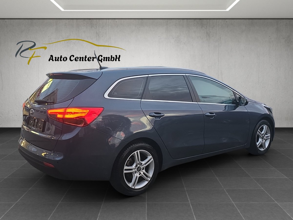 KIA Cee'd Sportswagon 1.6 GDi FiFa World Cup Ed. DCT, Benzin, Occasion / Gebraucht, Automat - 7