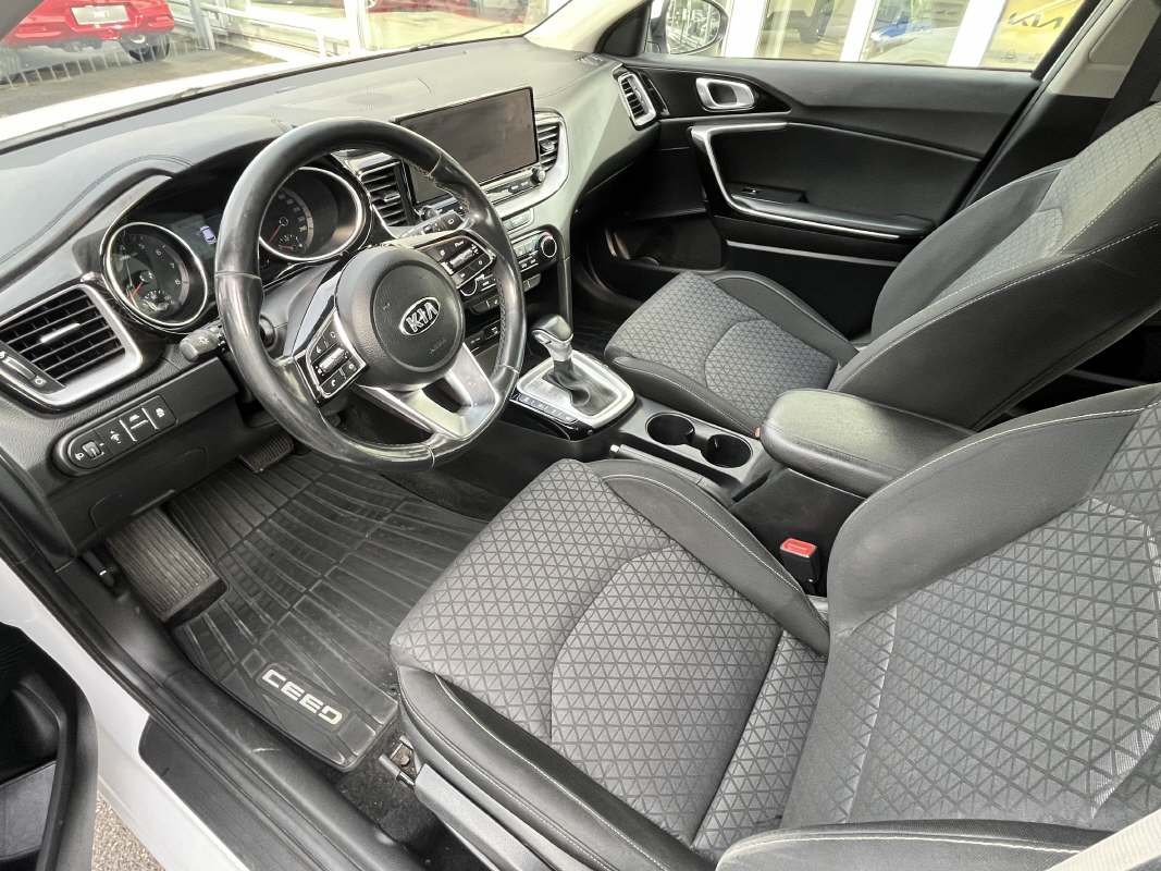 KIA Ceed SW 1.0 T-GDi MHEV Power, Mild-Hybrid Petrol/Electric, Second hand / Used, Automatic - 3