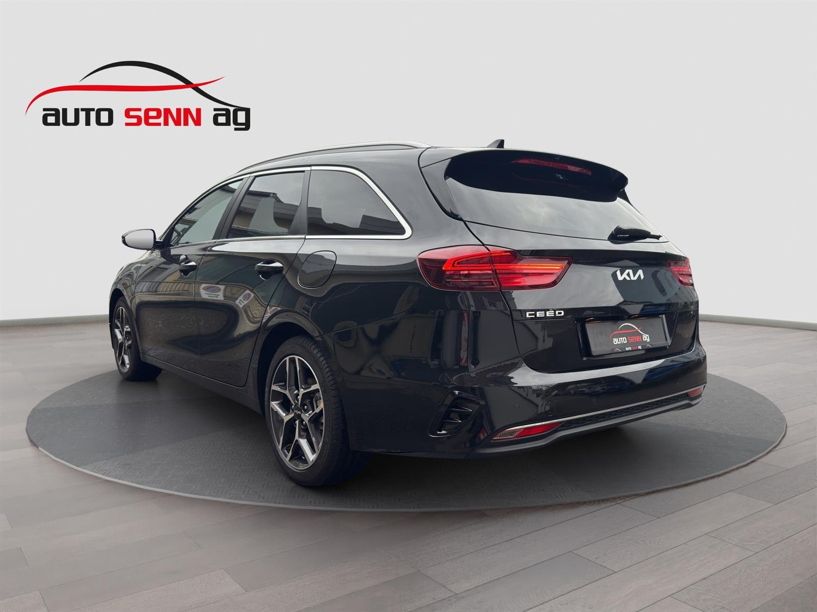 KIA Ceed SW 1.5 T-GDi Power, Benzin, Occasion / Gebraucht, Automat - 3