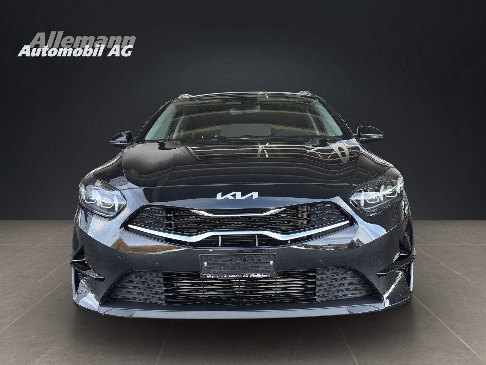 KIA Ceed SW 1.5 T-GDi Power, Benzin, Occasion / Gebraucht, Automatik - 2