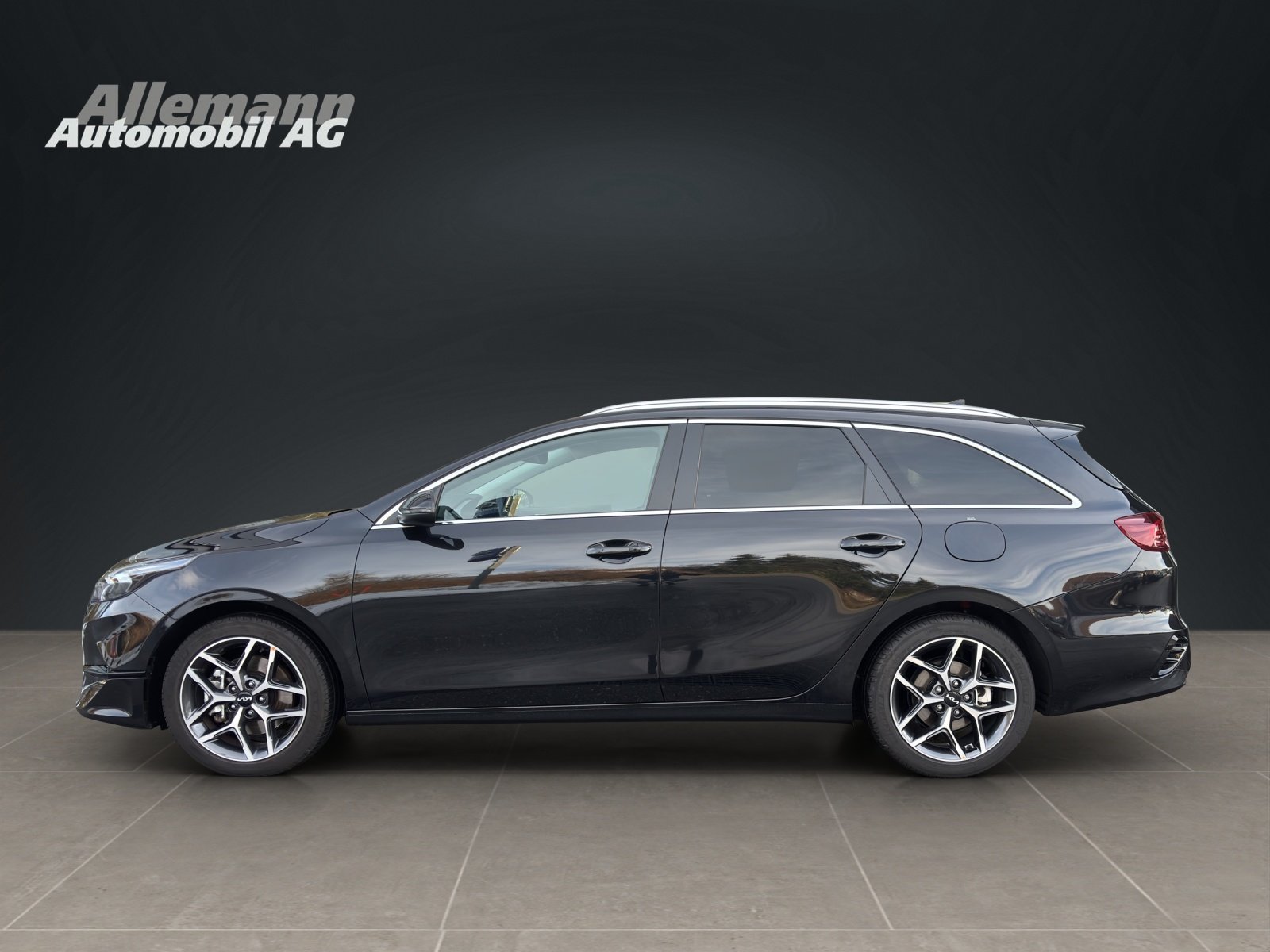 KIA Ceed SW 1.5 T-GDi Power, Benzin, Occasion / Gebraucht, Automatik - 3