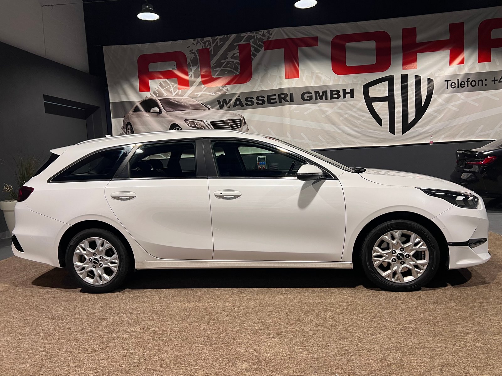 KIA Ceed Sportswagon 1.5 T-GDi MHEV GT Line DCT, Mild-Hybrid Benzin/Elektro, Occasion / Gebraucht, Automatik - 2