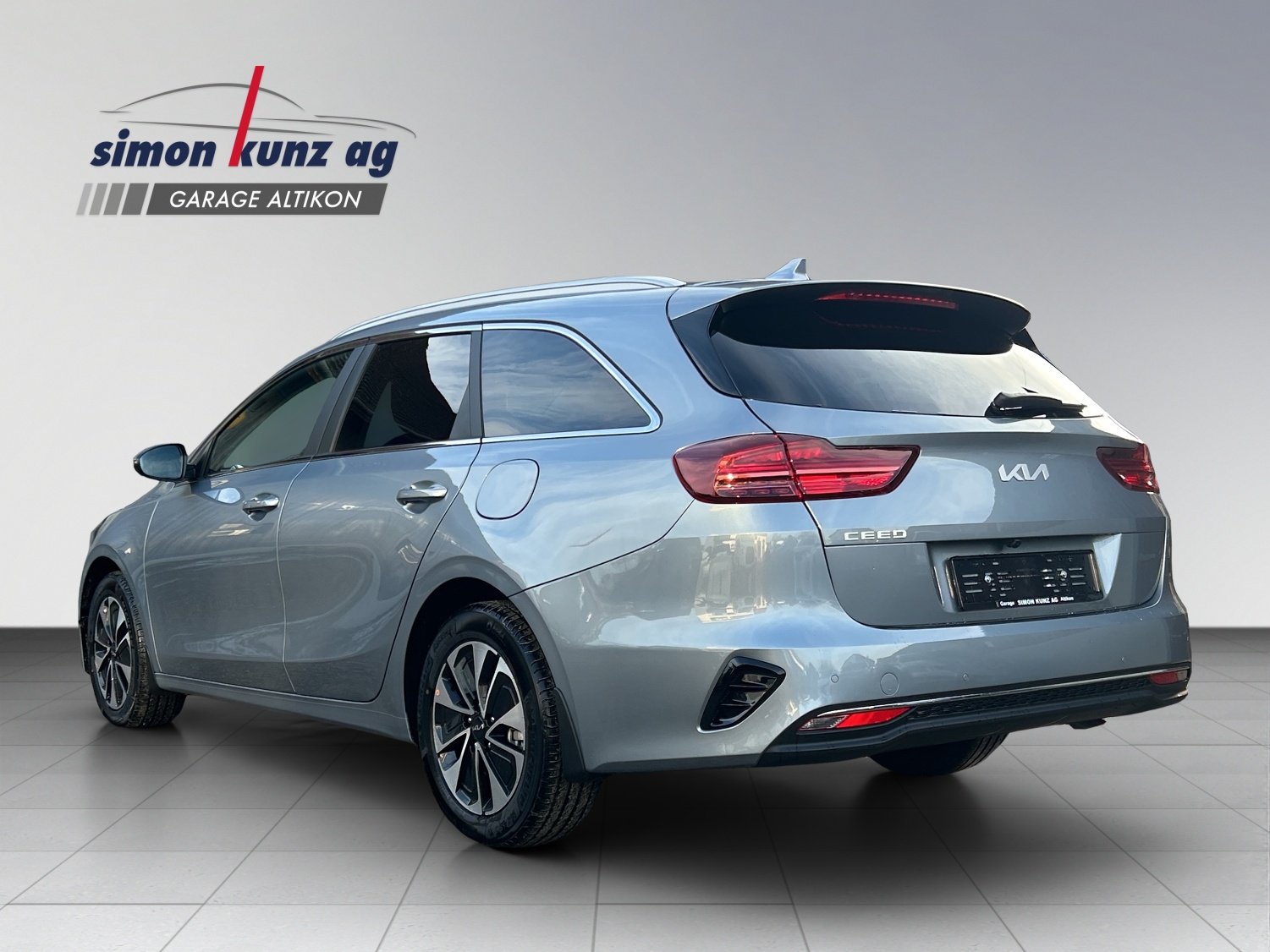 KIA Ceed SW 1.5 T-GDi Power, Benzin, Occasion / Gebraucht, Automatik - 4