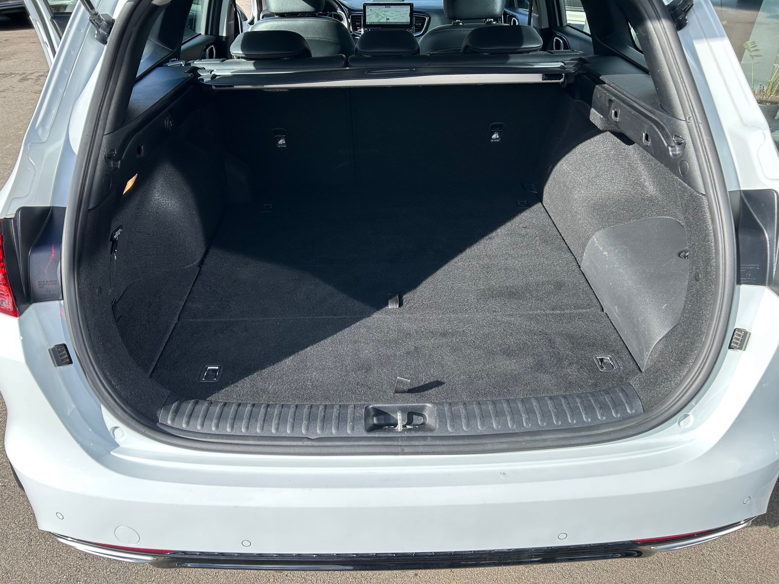 KIA Ceed Sportswagon 1.6 GDi Plug-in Hybrid Trend DCT, Plug-in-Hybrid Petrol/Electric, Second hand / Used, Automatic - 7