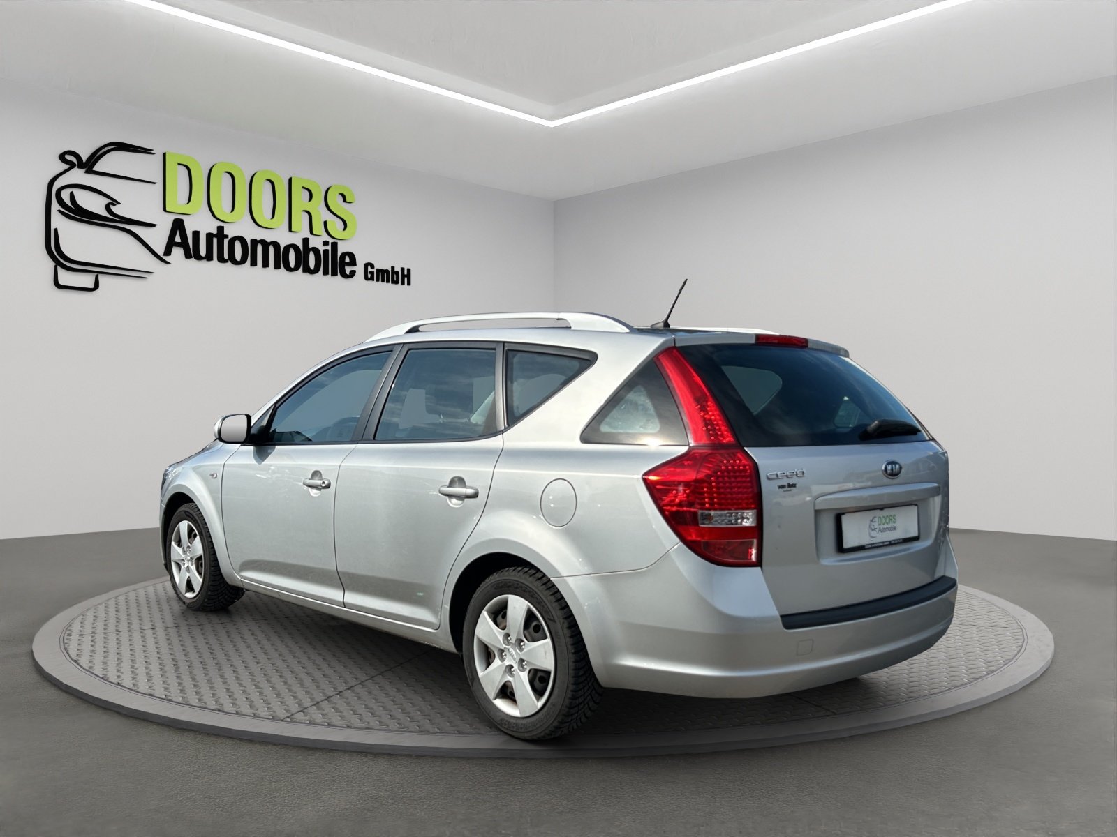 KIA Cee'd Sporty Wagon 1.6 16V Trend, Petrol, Second hand / Used, Manual - 6