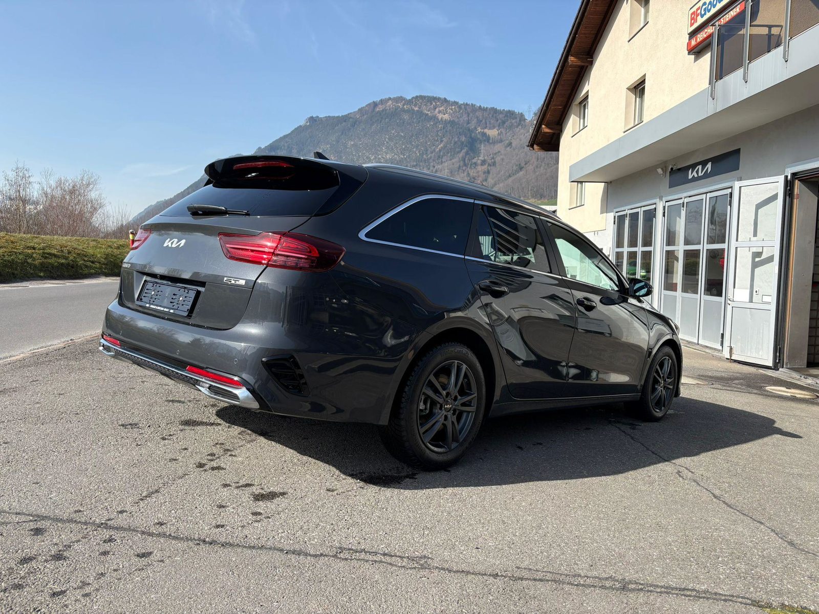 KIA Ceed SW 1.5 T-GDi GT-Line, Benzina, Occasioni / Usate, Automatico - 3