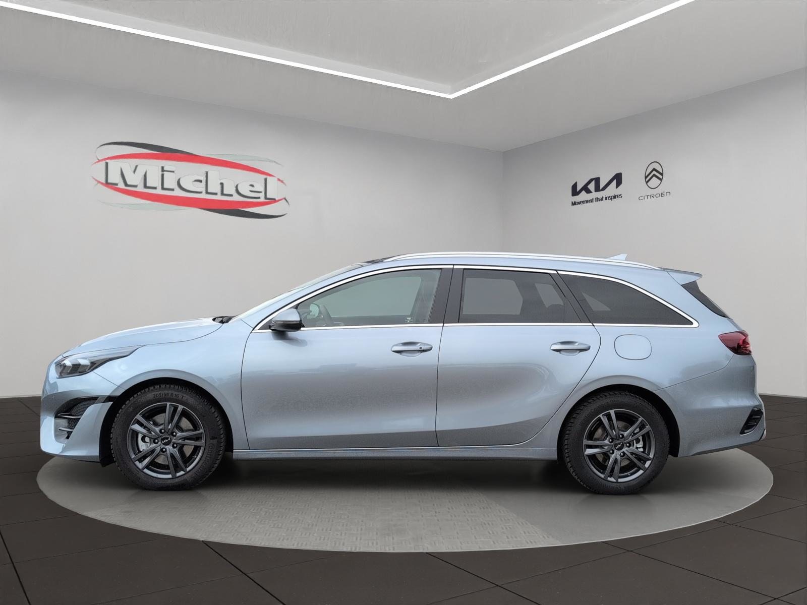 KIA Ceed SW 1.5 T-GDi MHEV GT-Line / Panorama-Glasdach / Lederau, Hybride Léger Essence/Électricité, Occasion / Utilisé, Automatique - 3