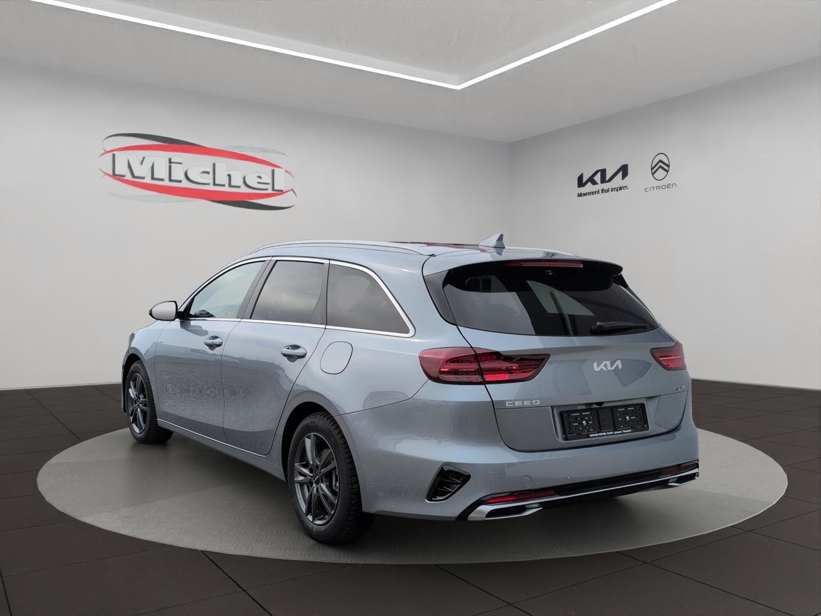 KIA Ceed SW 1.5 T-GDi MHEV GT-Line / Panorama-Glasdach / Lederau, Hybride Léger Essence/Électricité, Occasion / Utilisé, Automatique - 4