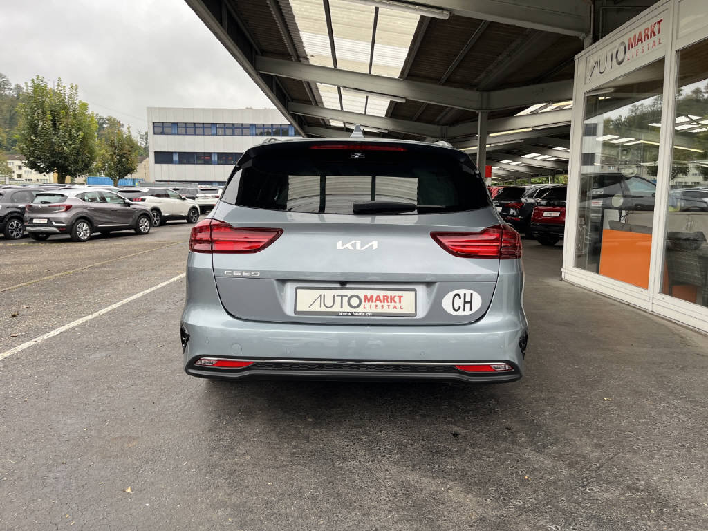 KIA Ceed SW 1.5 T-GDi MHEV Power, Mild-Hybrid Benzin/Elektro, Occasion / Gebraucht, Automatik - 7