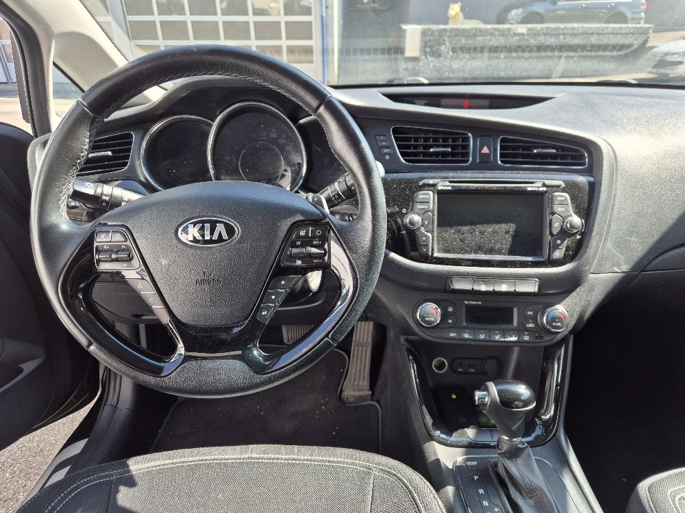 KIA Cee'd Sportswagon 1.6 GDi Style, Benzin, Occasion / Gebraucht, Automatik - 4