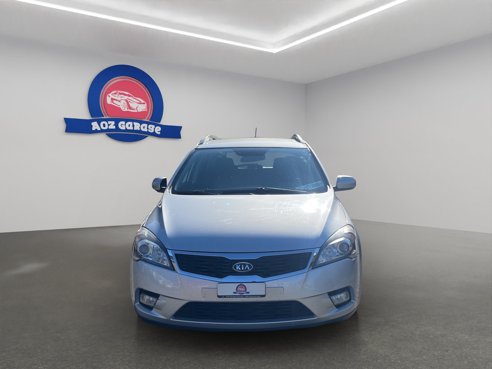 KIA Cee'd Sporty Wagon 1.4 16V seven, Petrol, Second hand / Used, Manual - 2