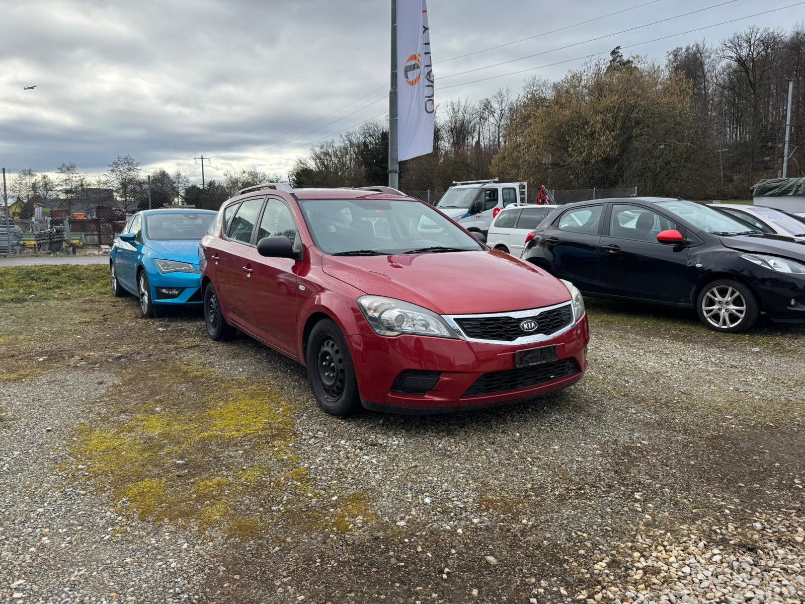 KIA Cee'd Sporty Wagon 1.4 16V seven, Essence, Occasion / Utilisé, Manuelle - 3