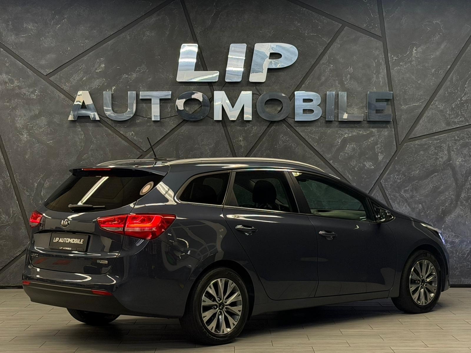 KIA Cee'd Sportswagon 1.6 CRDi Swiss Champion DCT, Diesel, Occasion / Gebraucht, Automatik - 6