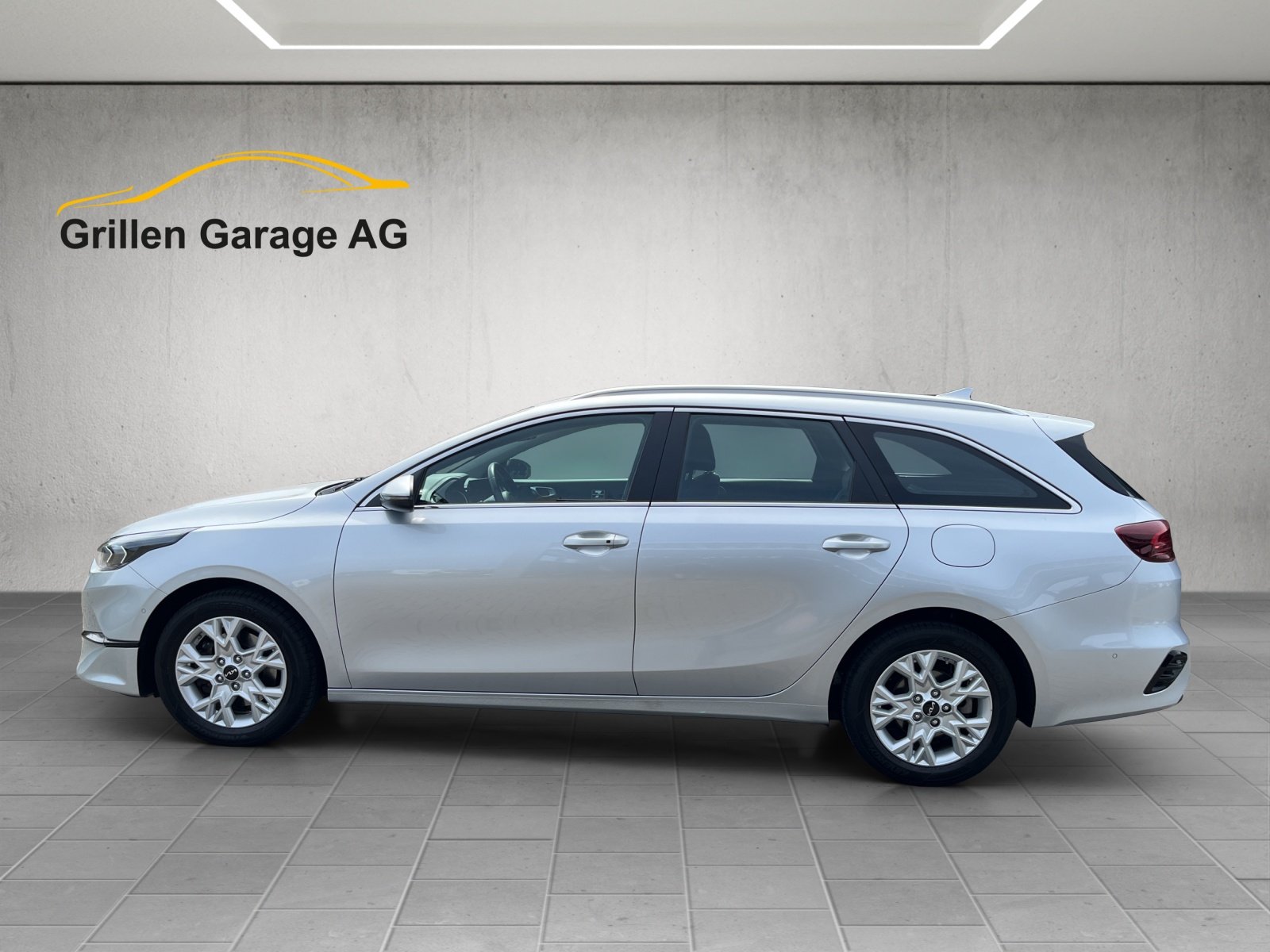 KIA Ceed SW 1.5 T-GDi MHEV Power, Mild-Hybrid Petrol/Electric, Second hand / Used, Automatic - 2