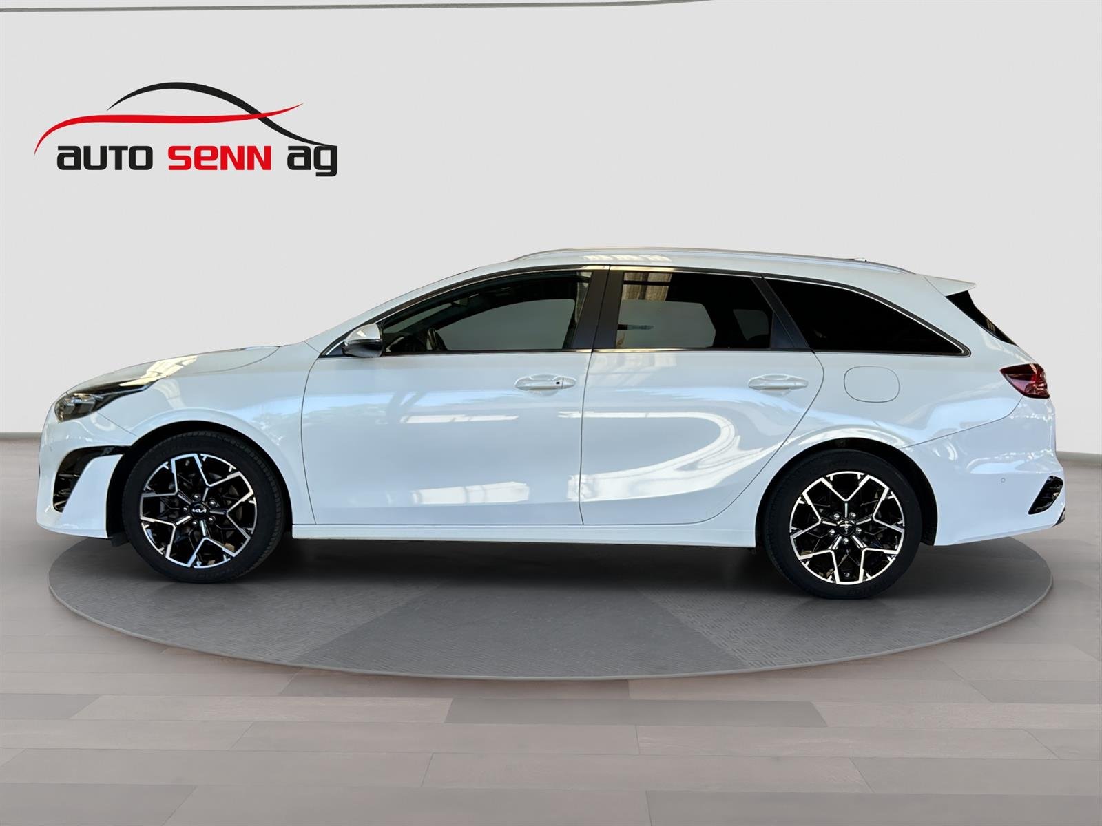 KIA Ceed SW 1.5 T-GDi GT-Line, Petrol, Second hand / Used, Automatic - 2