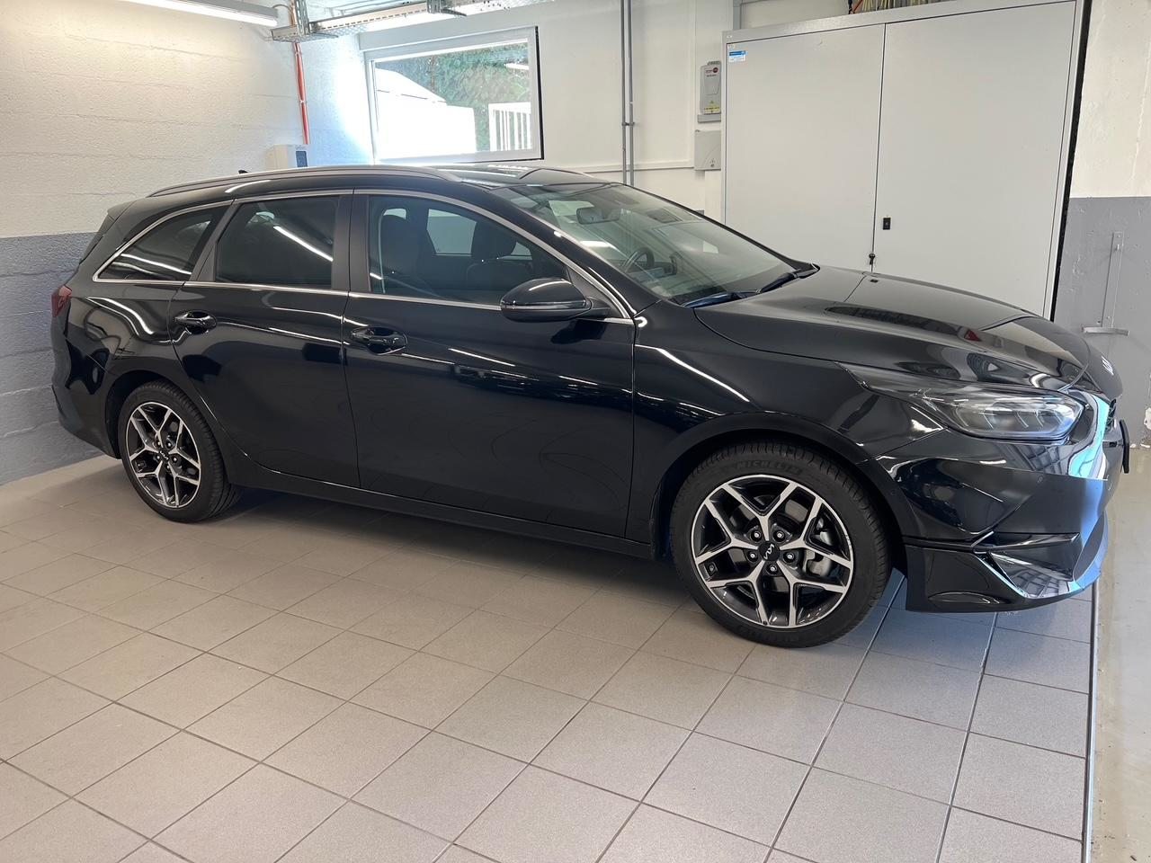 KIA Ceed SW 1.5 T-GDi MHEV Power, Hybride Leggero Benzina/Elettrica, Occasioni / Usate, Automatico - 2