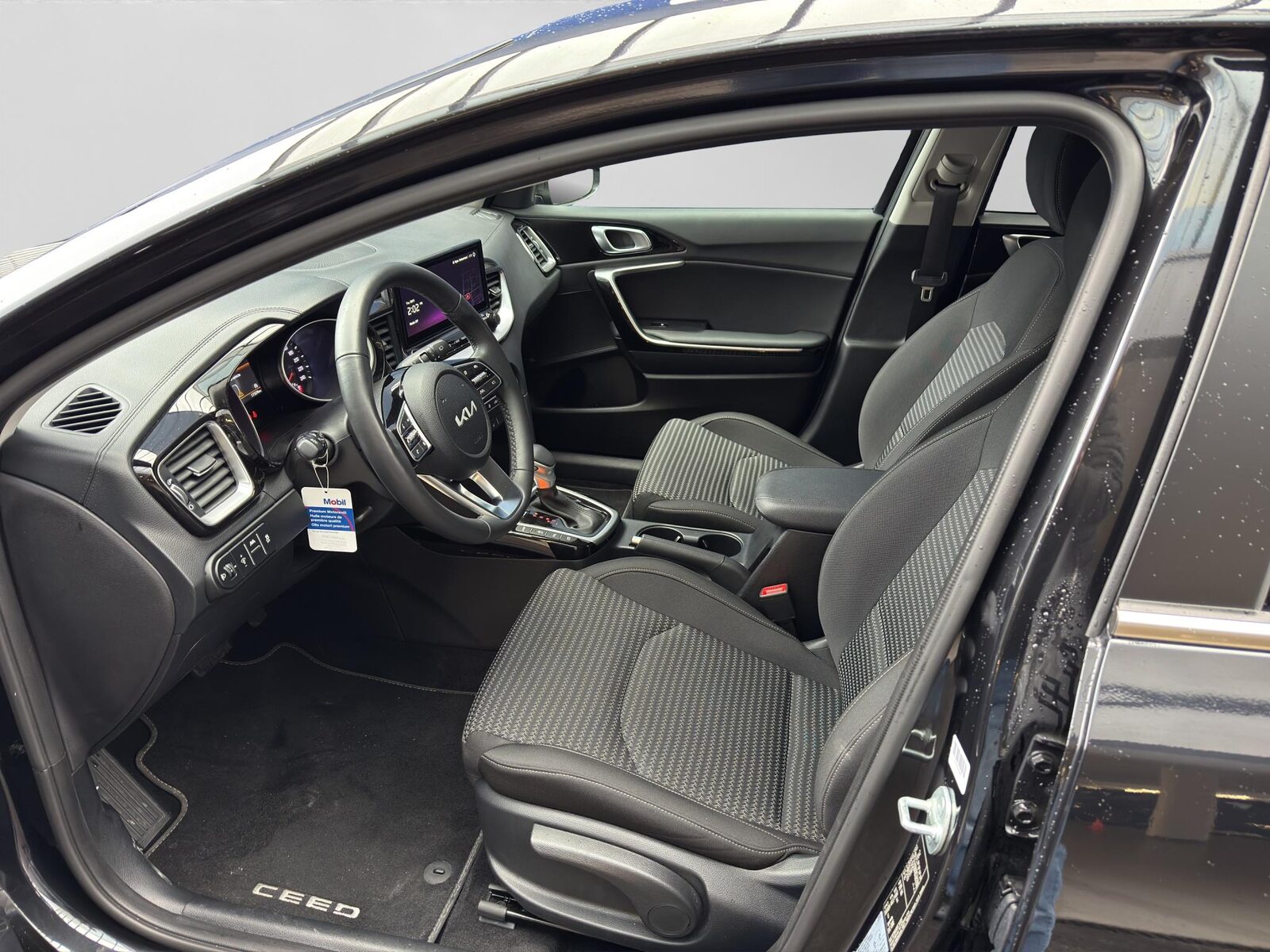 KIA Ceed SW 1.5 T-GDi Power, Petrol, Second hand / Used, Automatic - 2