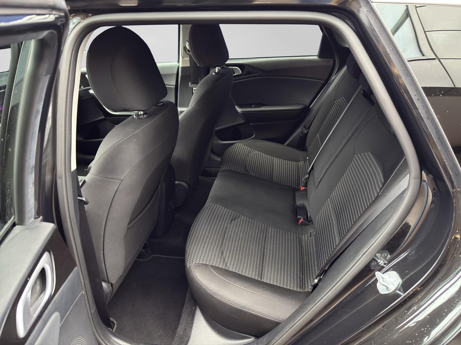 KIA Ceed SW 1.5 T-GDi Power, Petrol, Second hand / Used, Automatic - 7