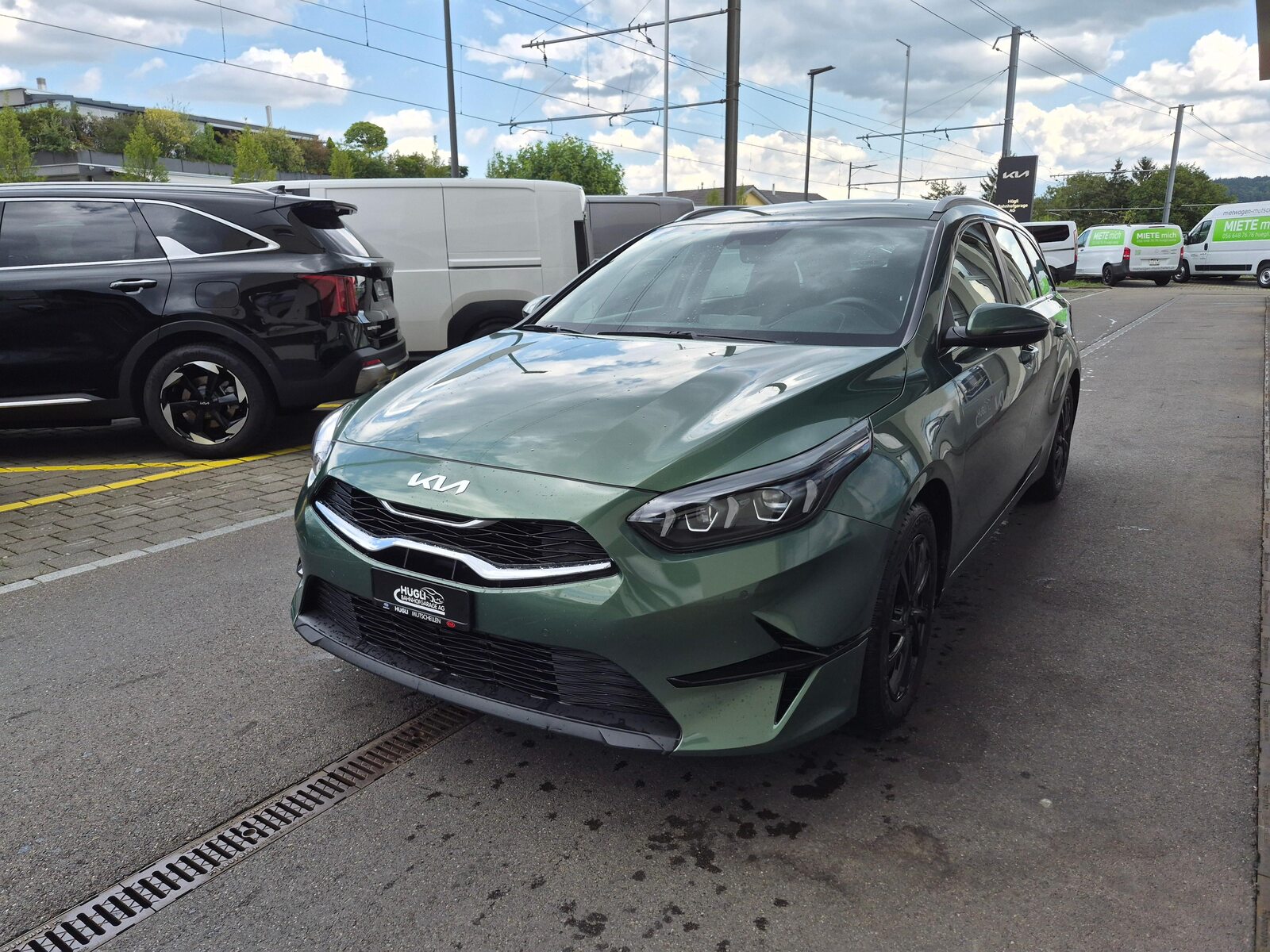 KIA Ceed SW 1.5 T-GDi Power, Benzin, Occasion / Gebraucht, Automatik - 2